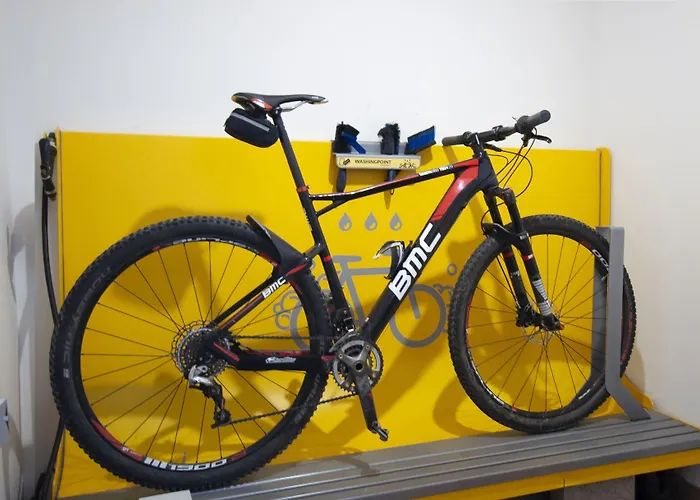 Отель Acquarello Swiss Quality 3*